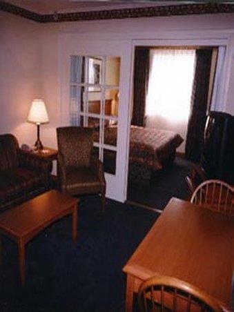 Lakeview Inns & Suites - براندون الغرفة الصورة