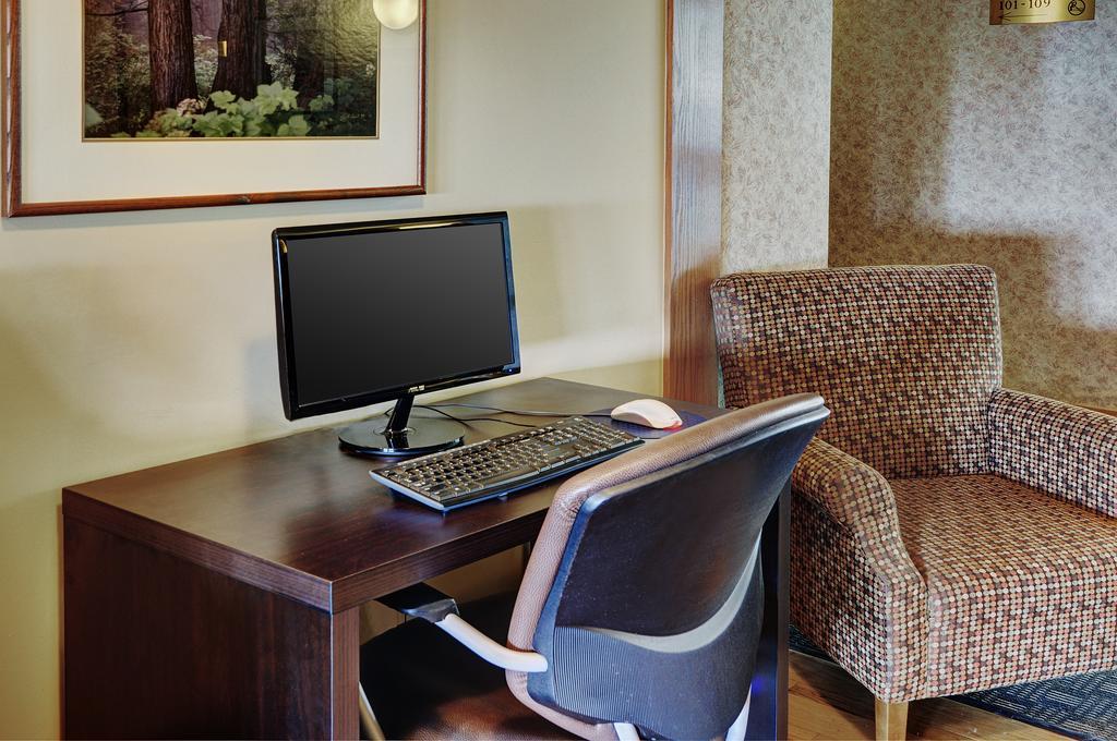 Lakeview Inns & Suites - براندون المظهر الخارجي الصورة